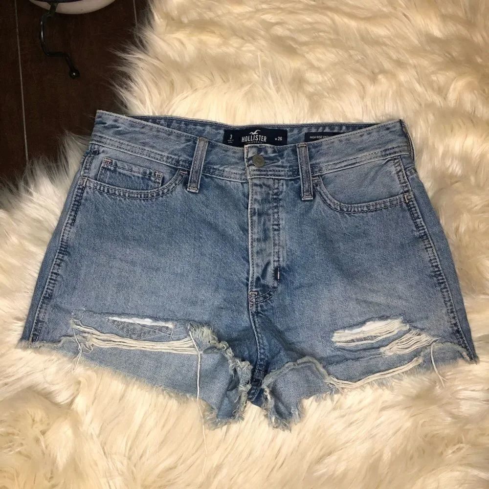 Hollister high rise vintage short denim size 3